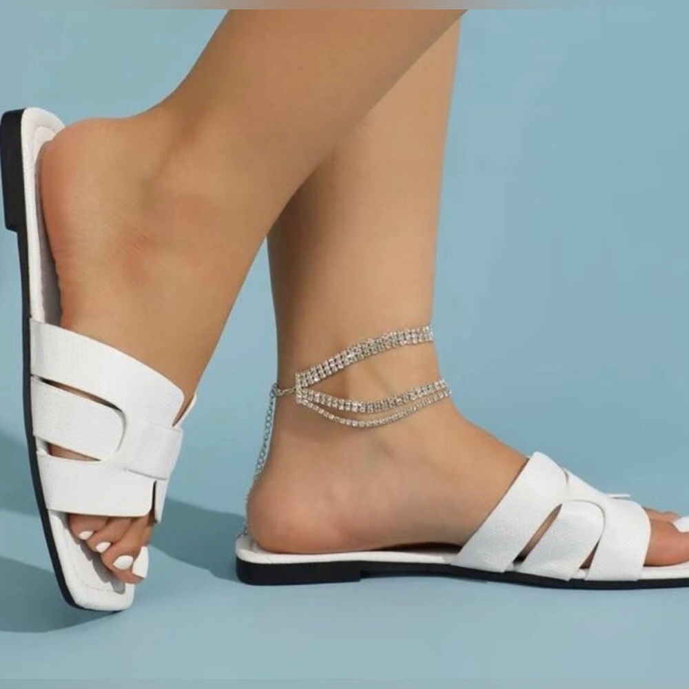 NWOT Sandals - Picture 3 of 9